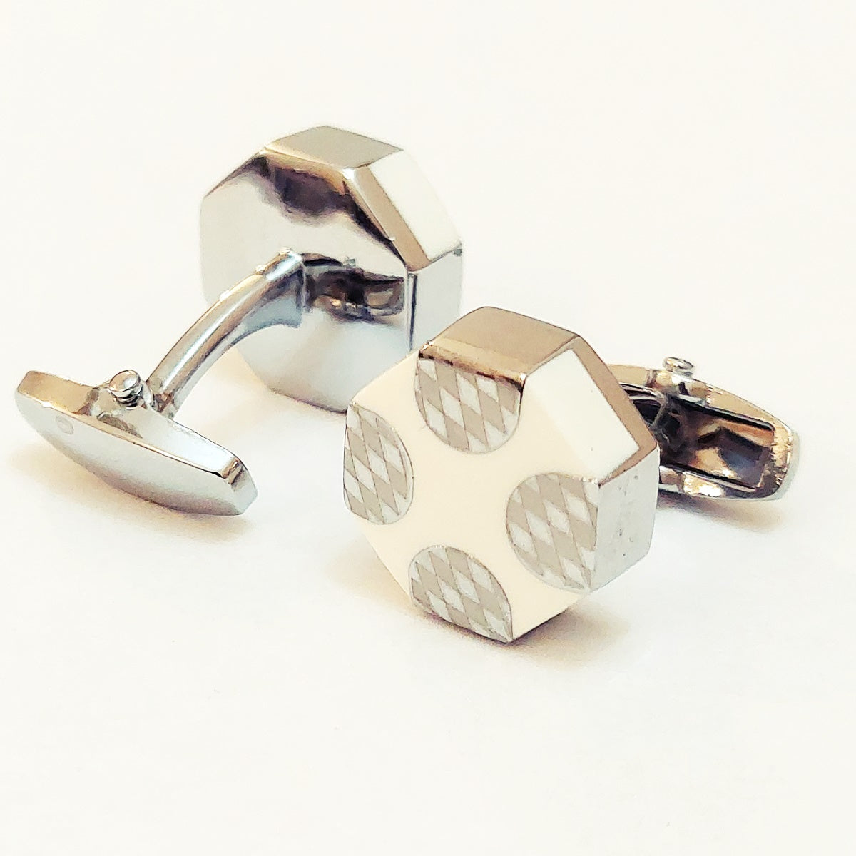 Pretty Handsome & Lovely Cufflinks For Men ( Silver/White )
