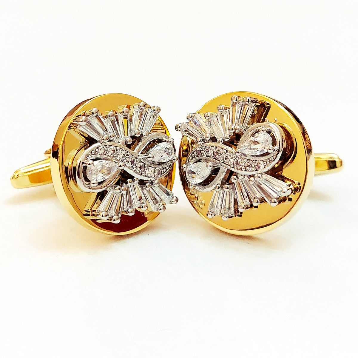 Magnificent Luxury Pair Of Cufflinks For Men