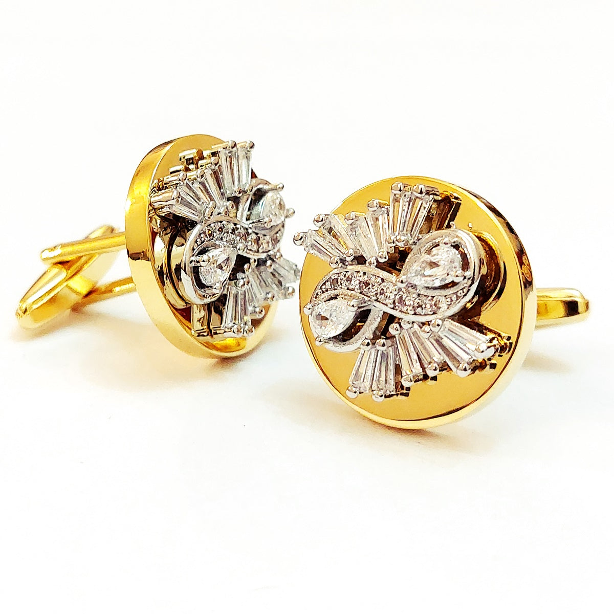 Magnificent Luxury Pair Of Cufflinks For Men