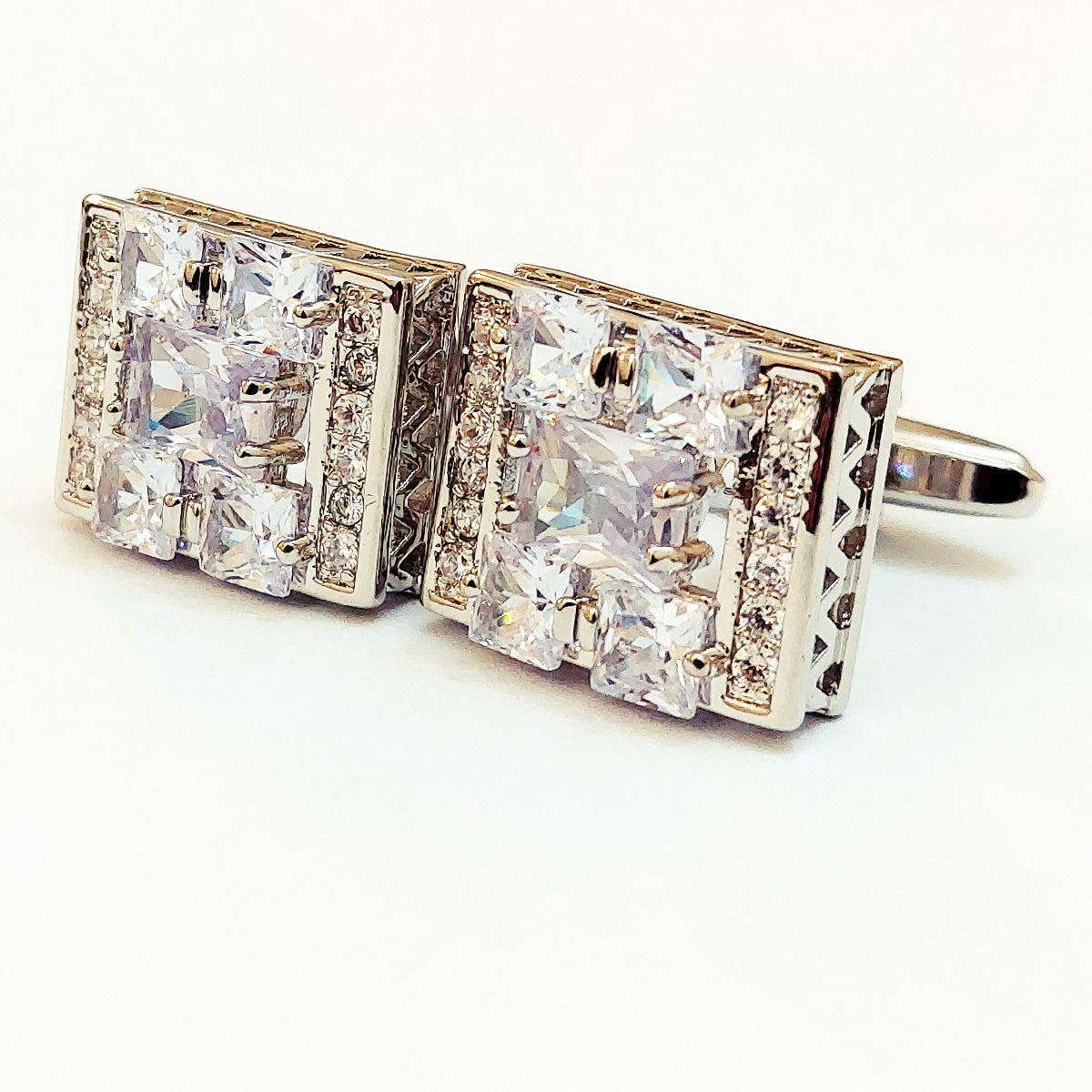 Very Smart Looking Cufflinks For Men