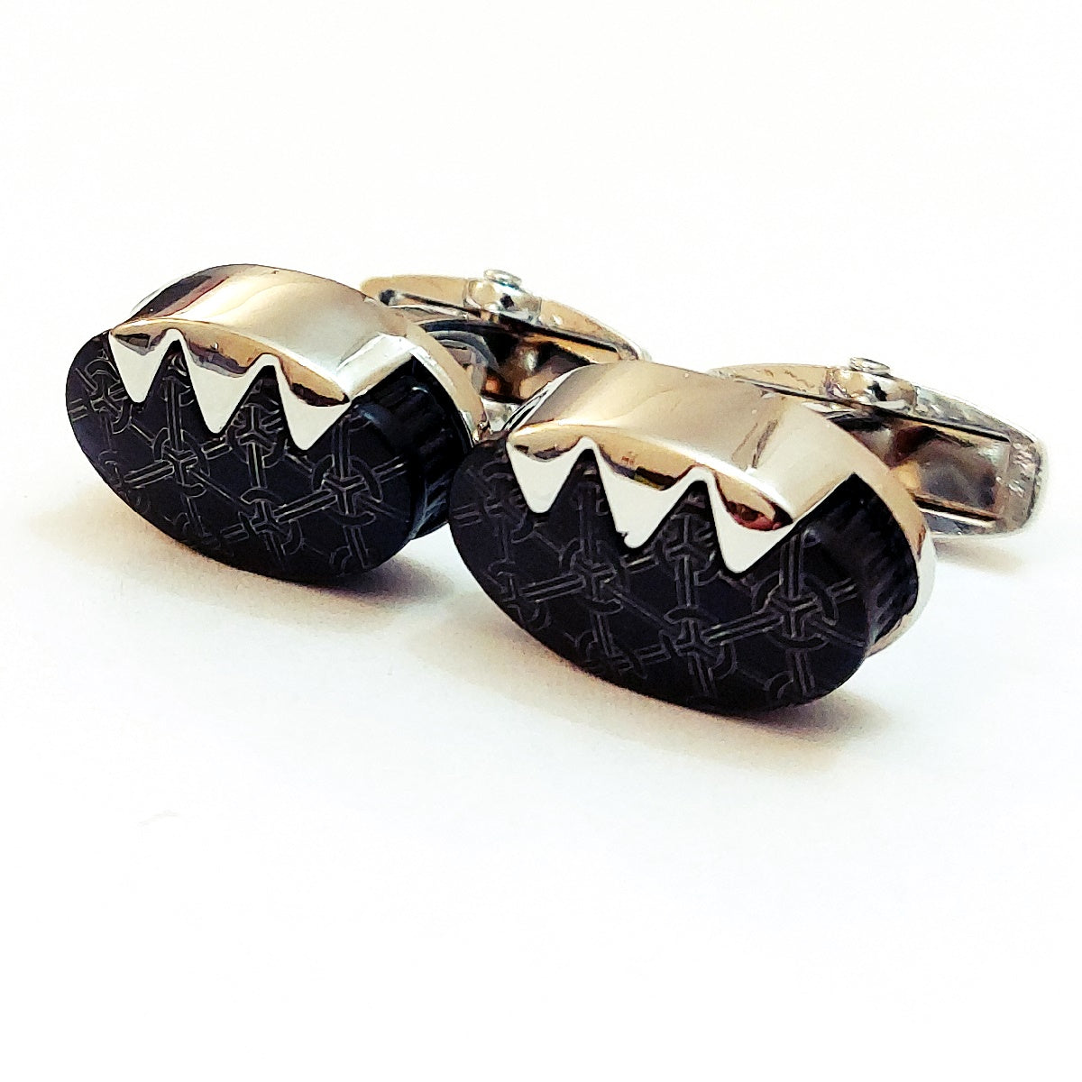Very Smart Looking Cufflinks For Men