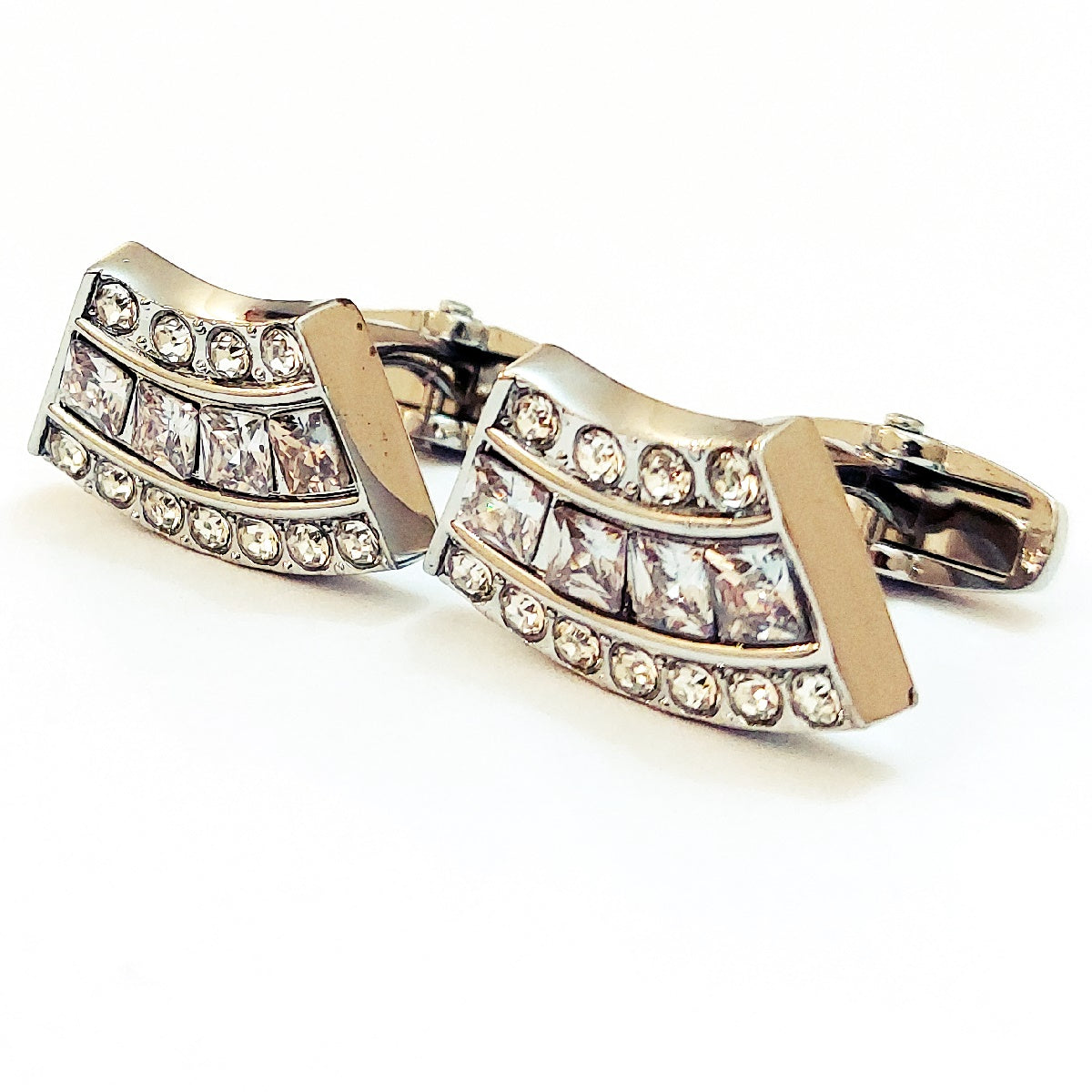 Very Smart Looking Cufflinks For Men