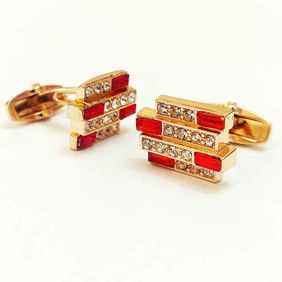 Very Smart Looking Cufflinks For Men