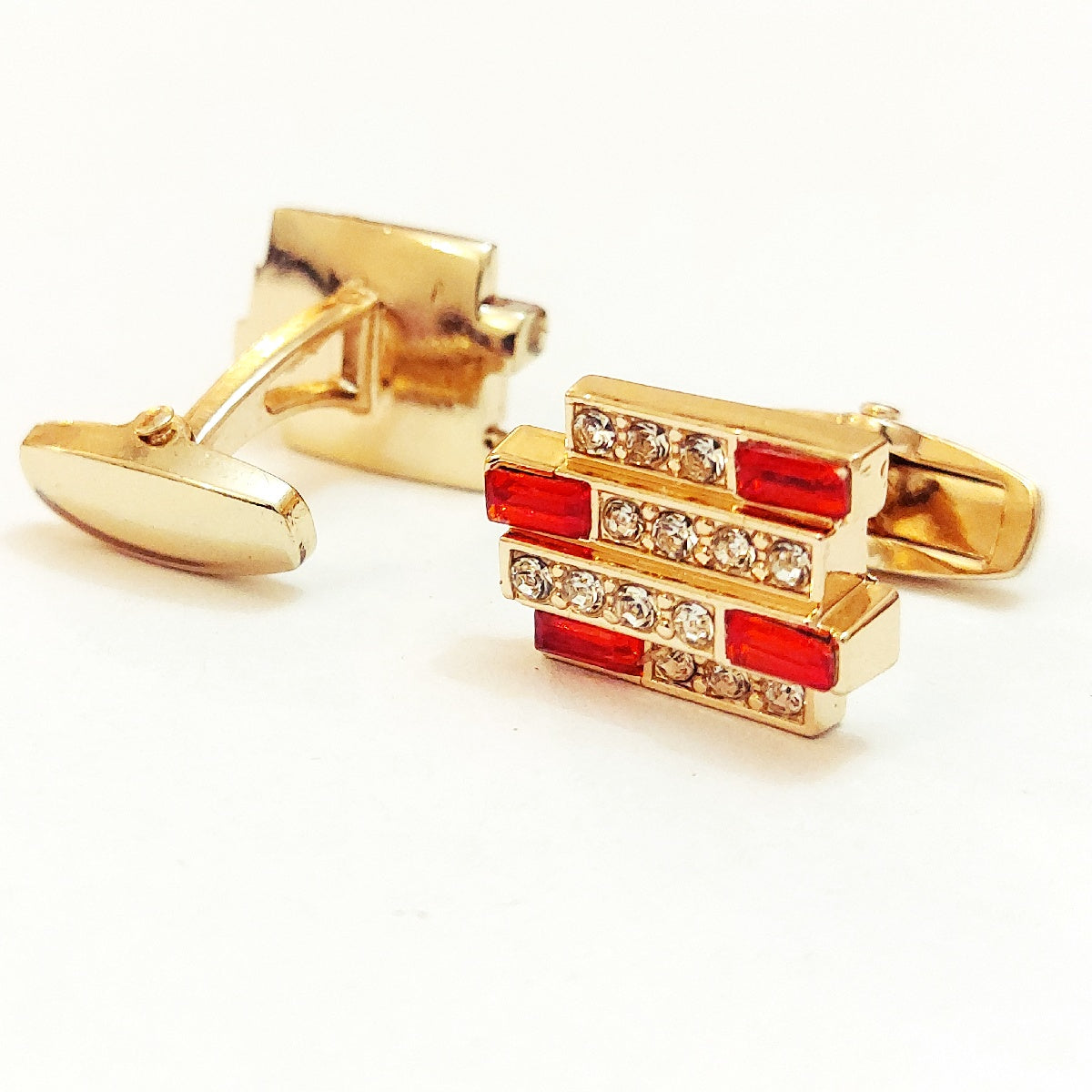 Very Smart Looking Cufflinks For Men