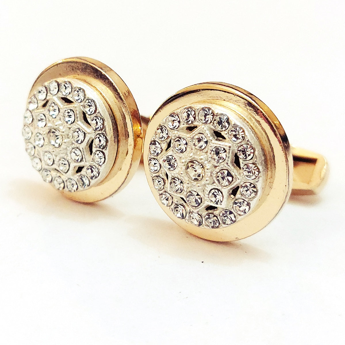 A Very Good Looking Pair Of Cufflinks For Men