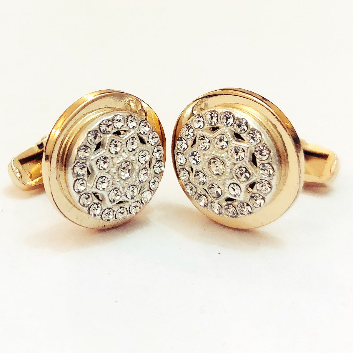 A Very Good Looking Pair Of Cufflinks For Men