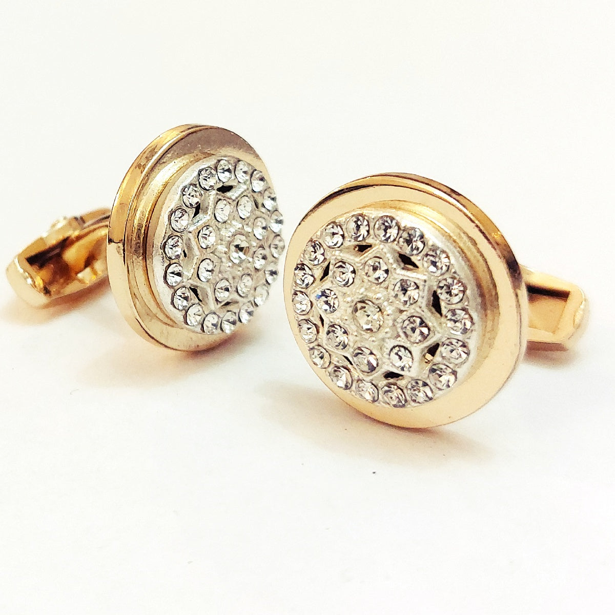 A Very Good Looking Pair Of Cufflinks For Men