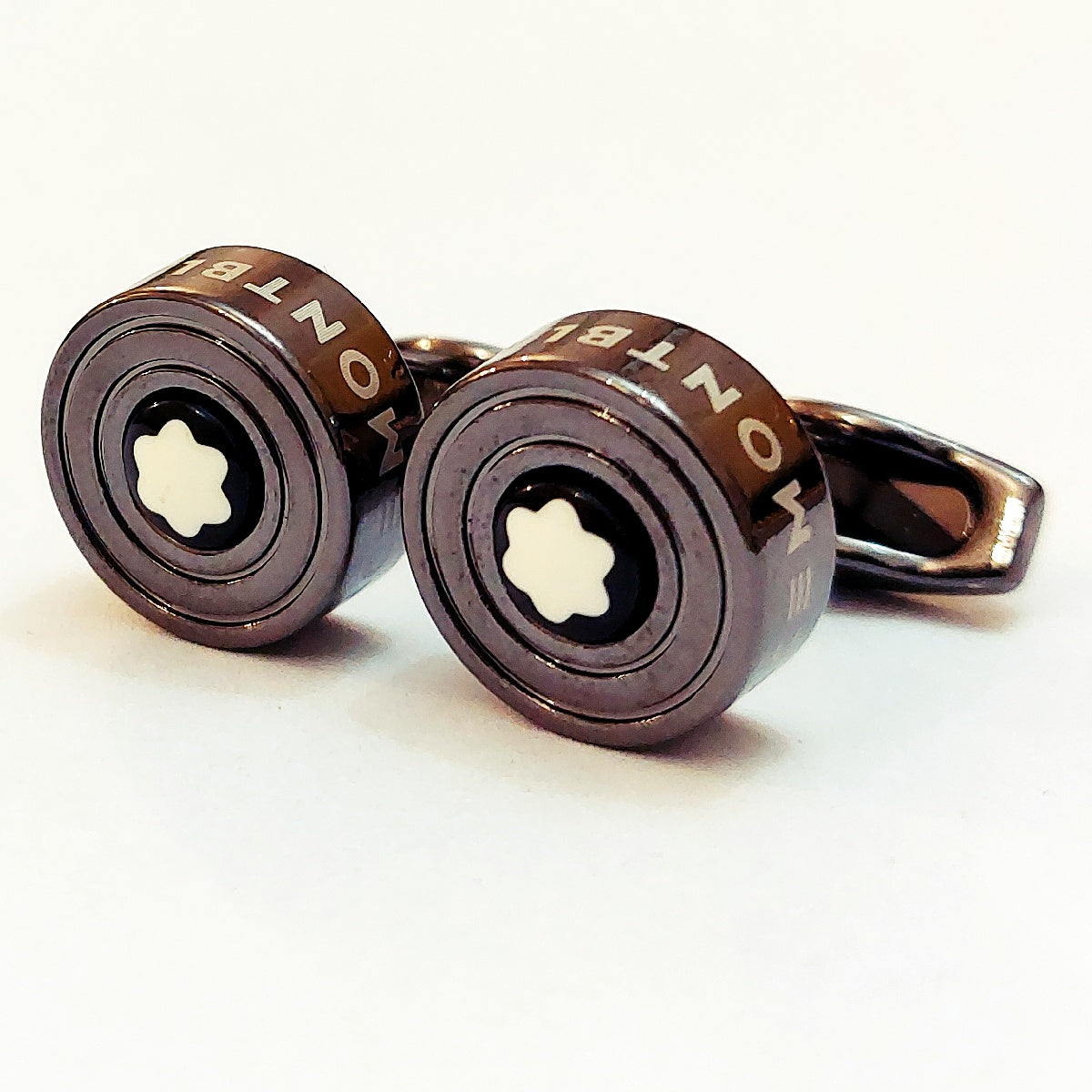 Phenomenal Precious Fabulous Cufflinks For Men