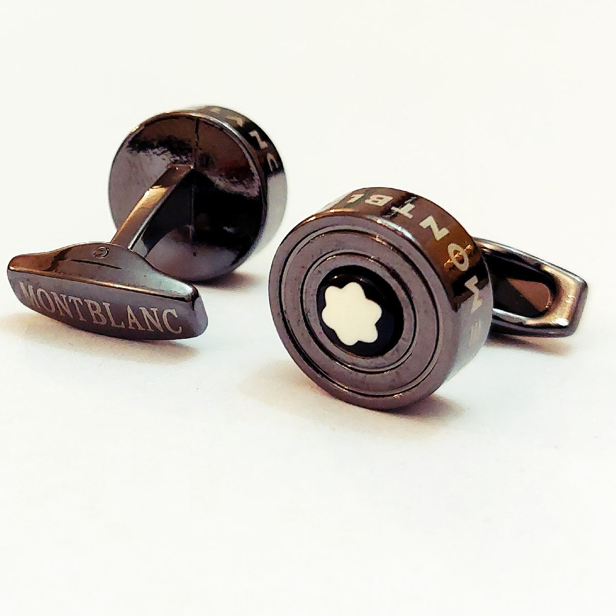 Phenomenal Precious Fabulous Cufflinks For Men