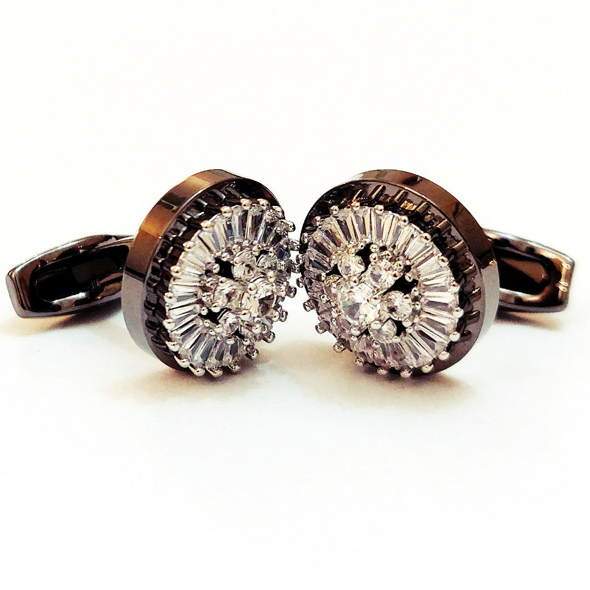 A Very Good Looking Pair Of Cufflinks For Men