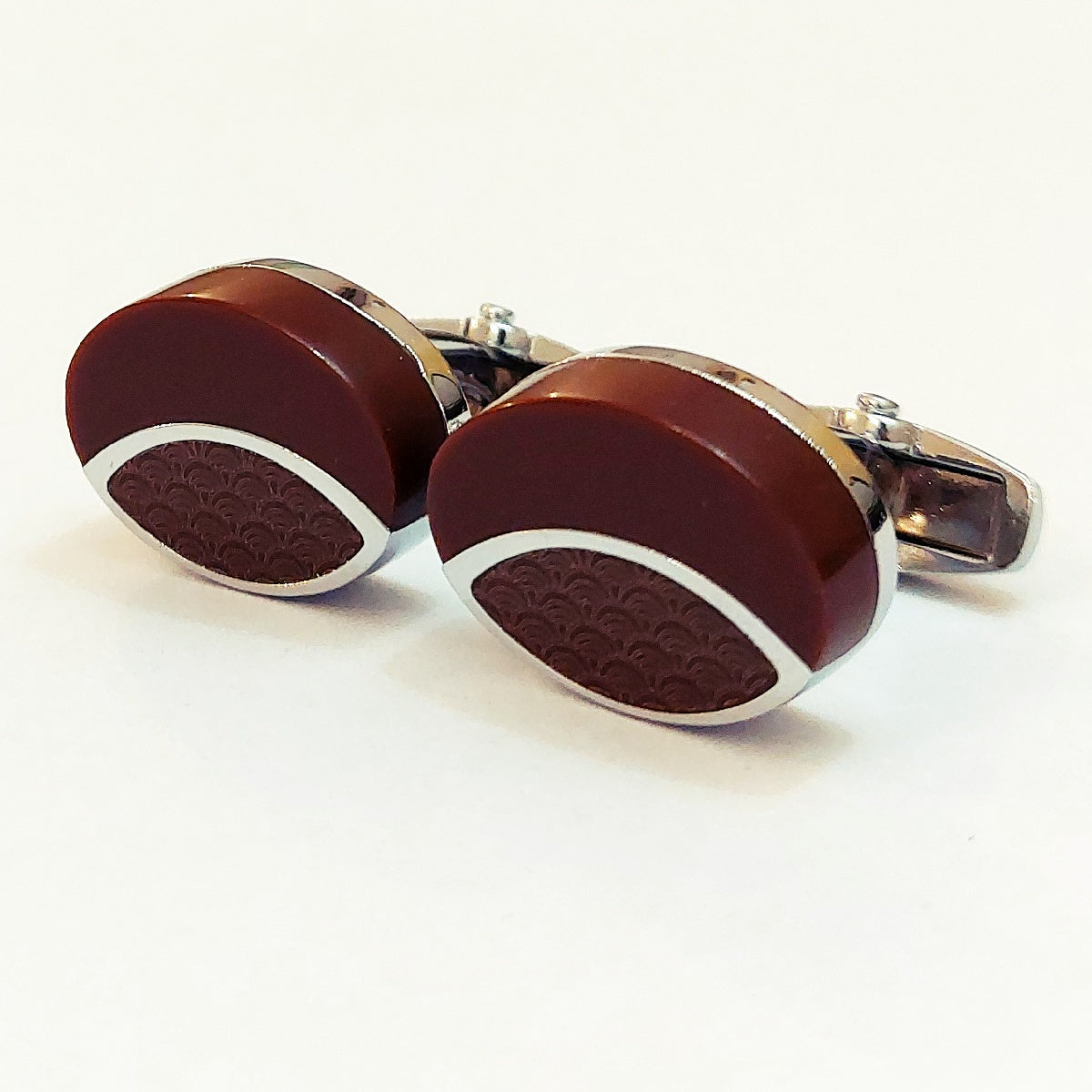 Very Handsome Looking Cufflinks For Men