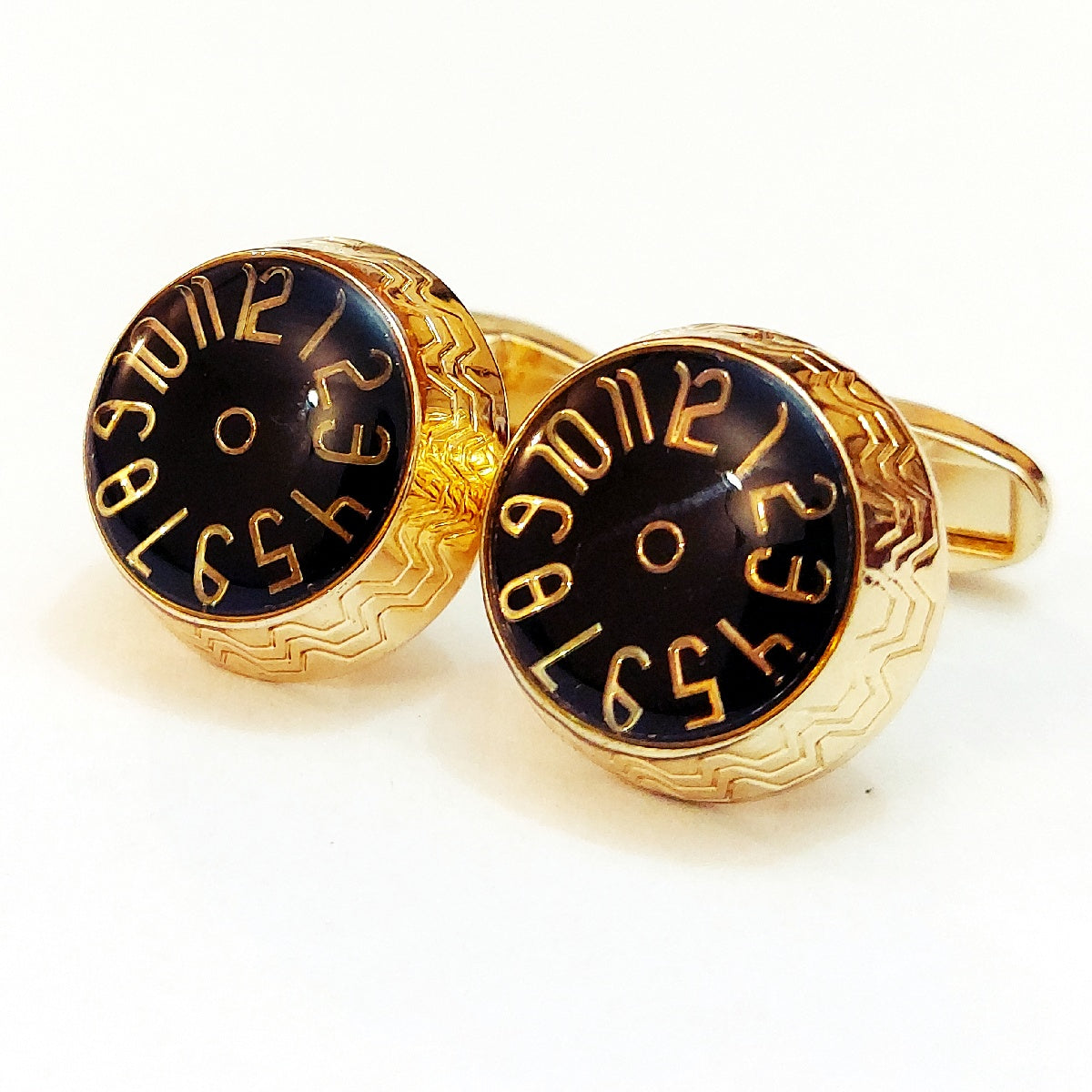 Very Handsome Looking Cufflinks For Men