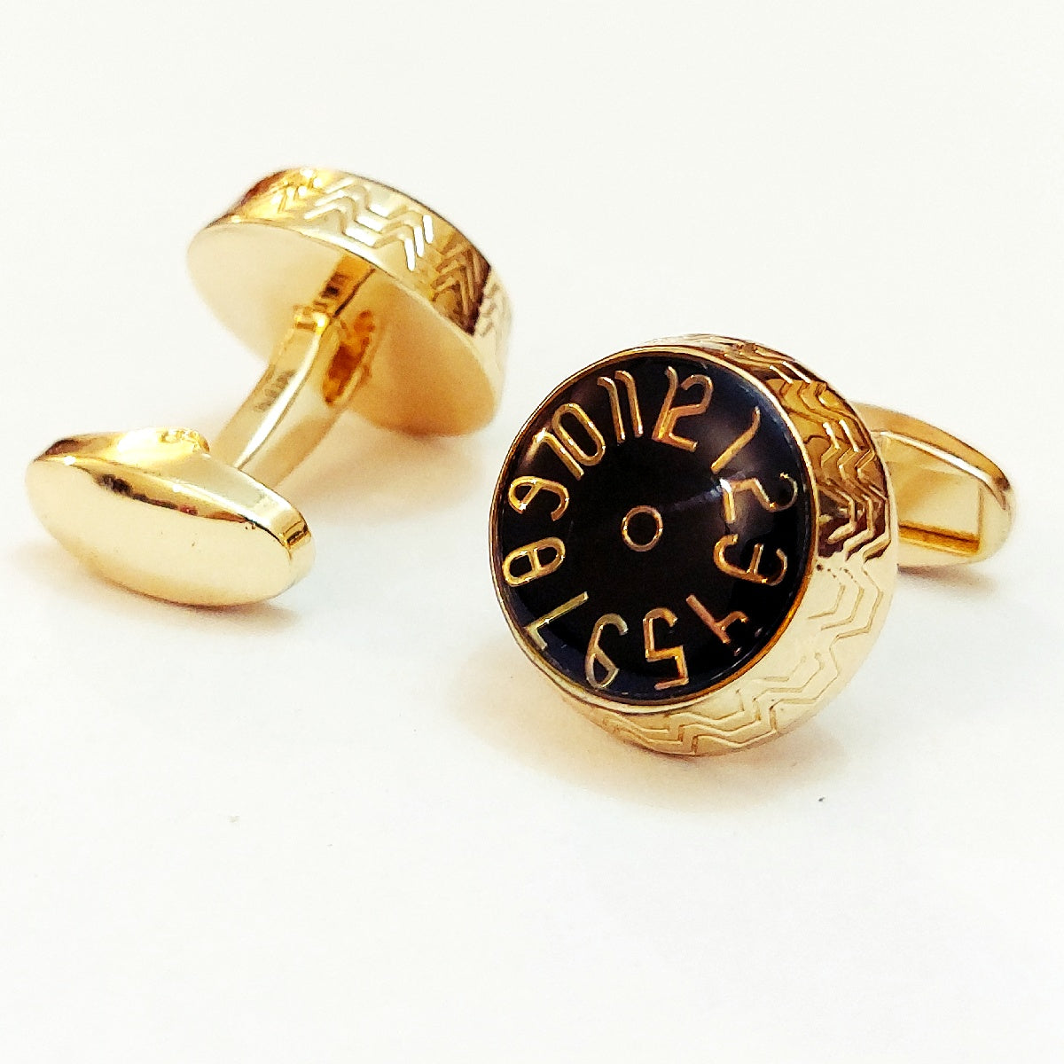 Very Handsome Looking Cufflinks For Men