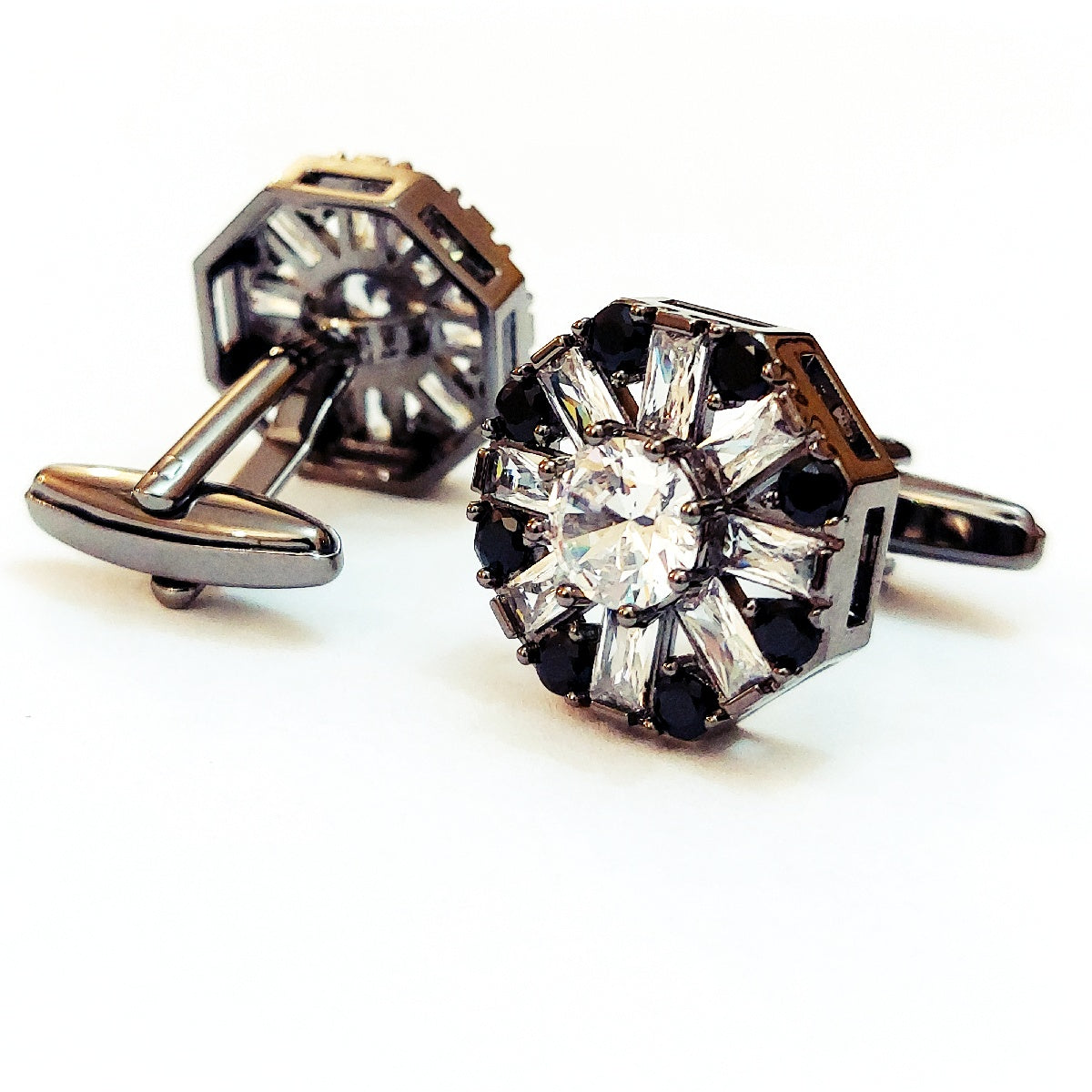 A Very Good Looking Pair Of Cufflinks For Men