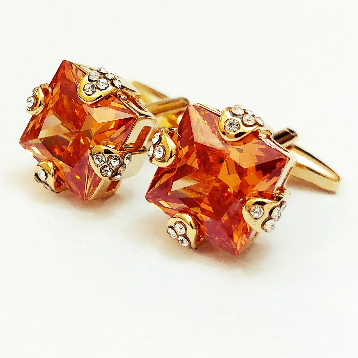 A Very Good Looking Pair Of Cufflinks For Men