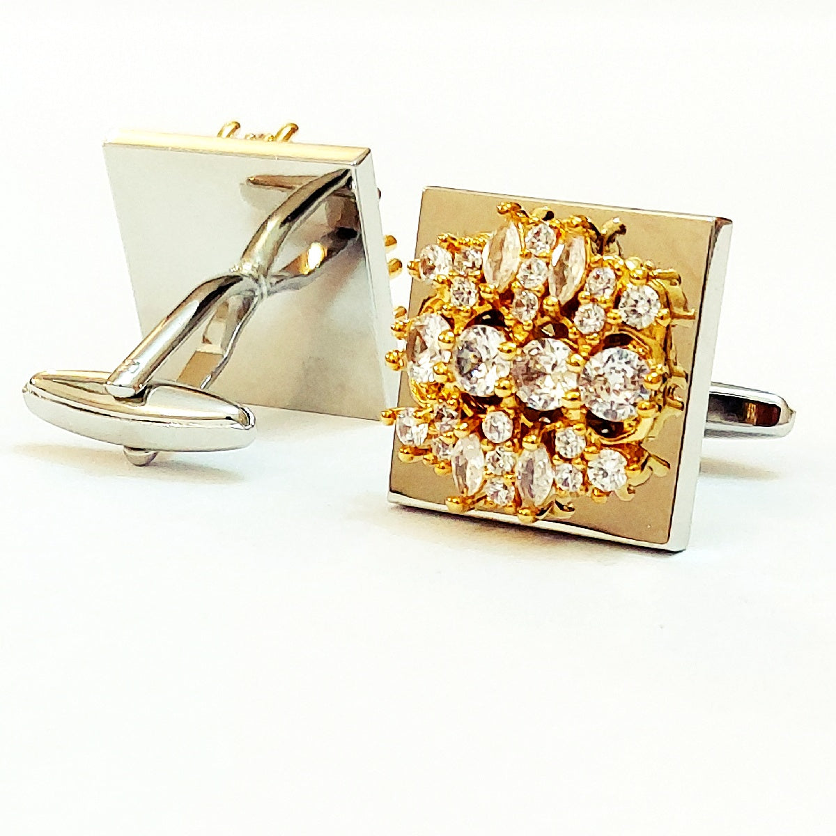 Magnificent Luxury Pair Of Cufflinks For Men