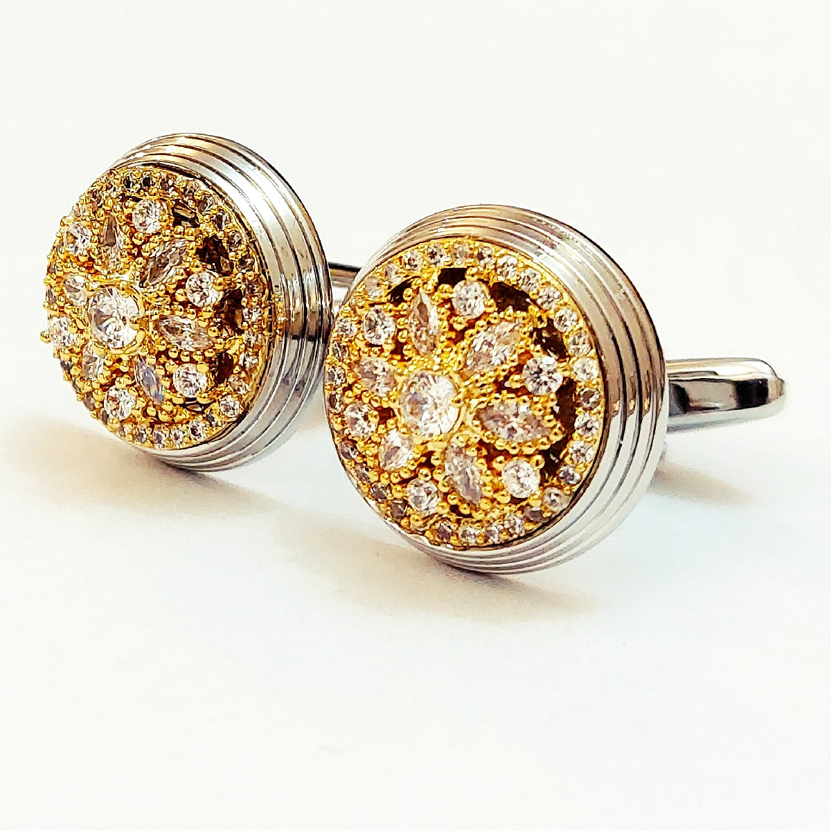 Magnificent Luxury Pair Of Cufflinks For Men