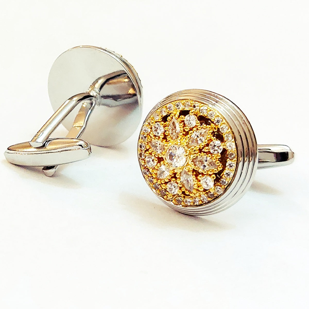 Magnificent Luxury Pair Of Cufflinks For Men