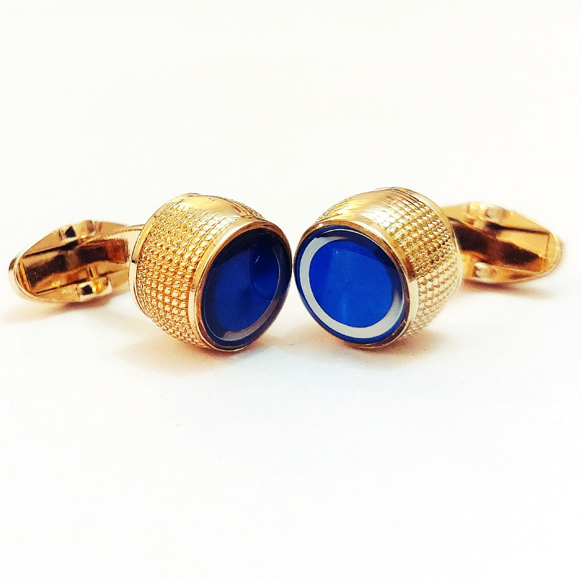 Very Handsome Looking Cufflinks For Men