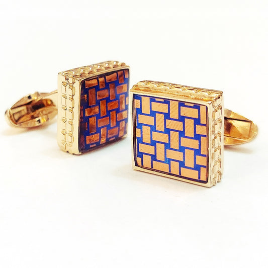 Very Handsome Looking Cufflinks For Men